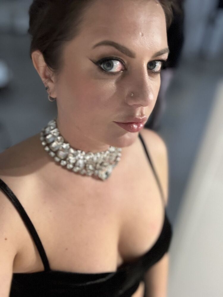  48424268  Girlianda, 36 ,    