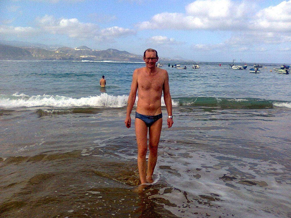  ,   Aleksandr, 54 ,   ,   , c 