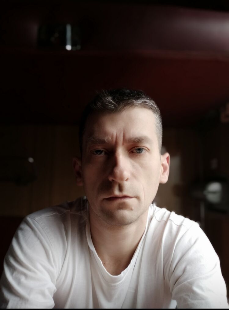  53015748  , 47 ,    
