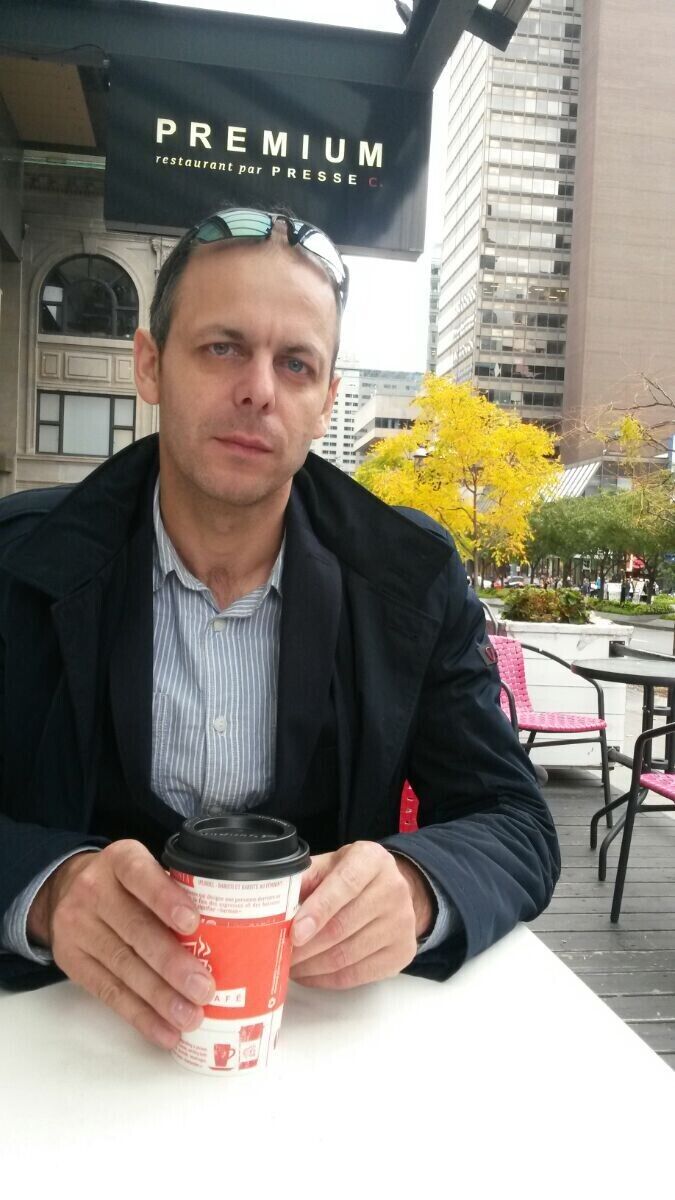  21040208  Ruslan, 50 ,    
