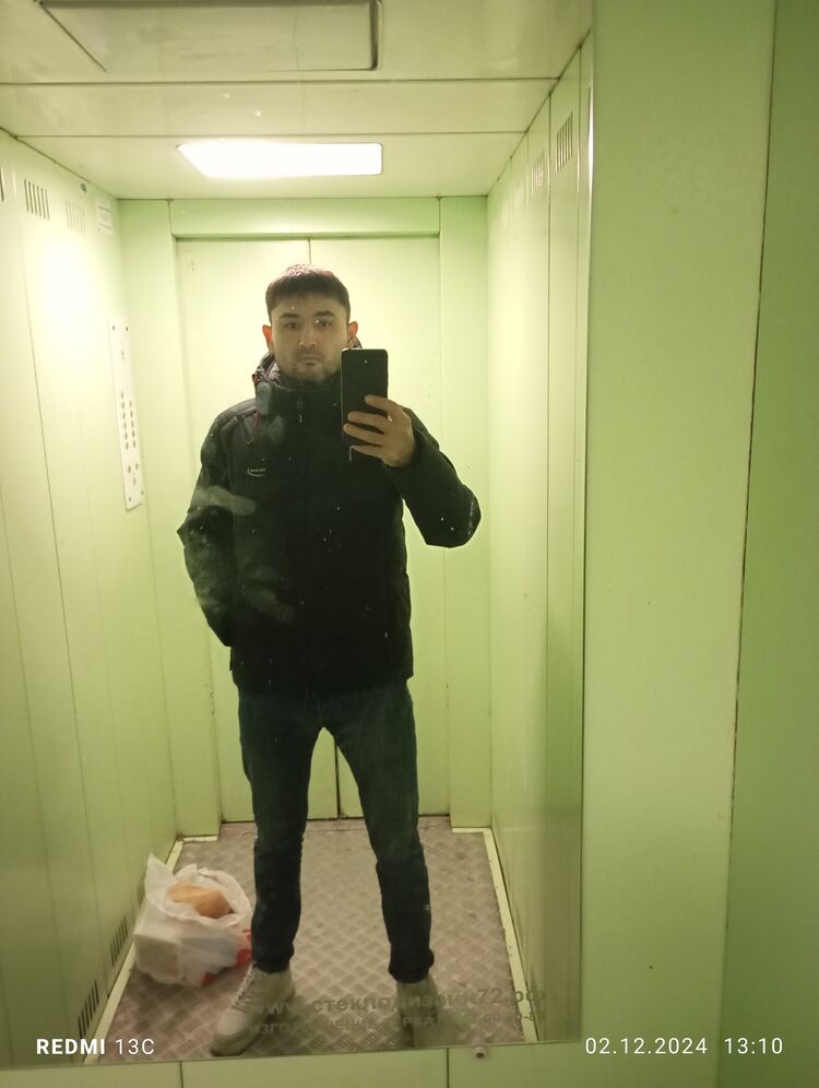  49790268  , 40 ,    