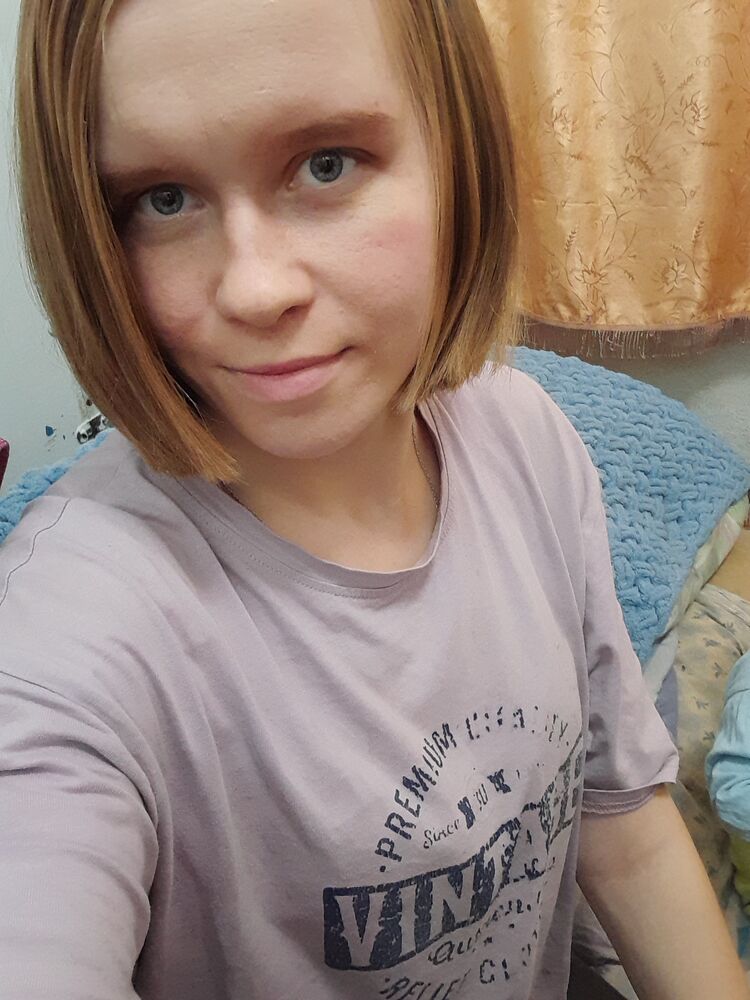  40022258  Elizaveta, 28 ,    