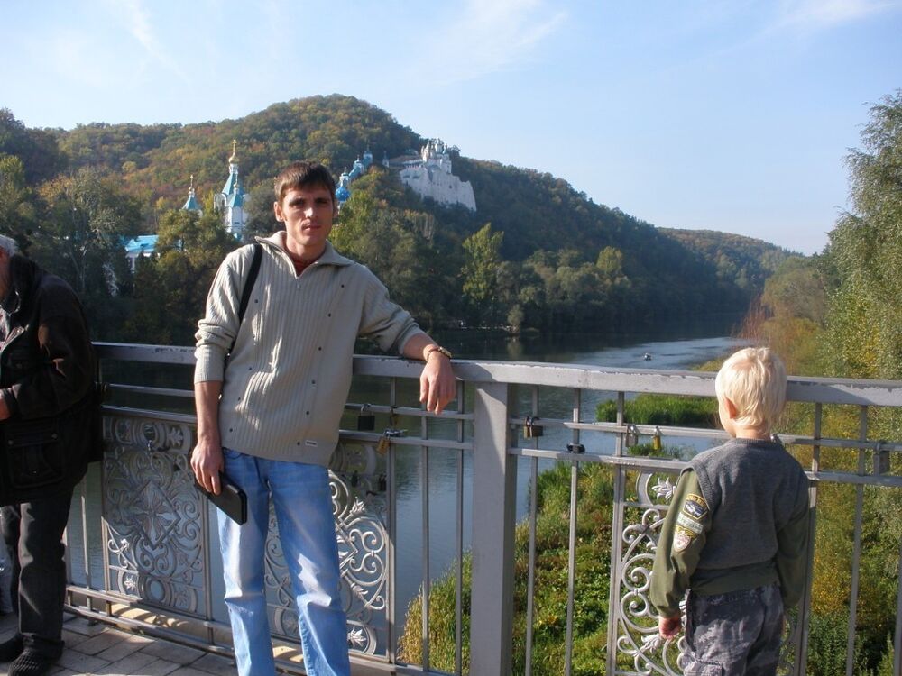 12114378  Andrey, 45 ,    
