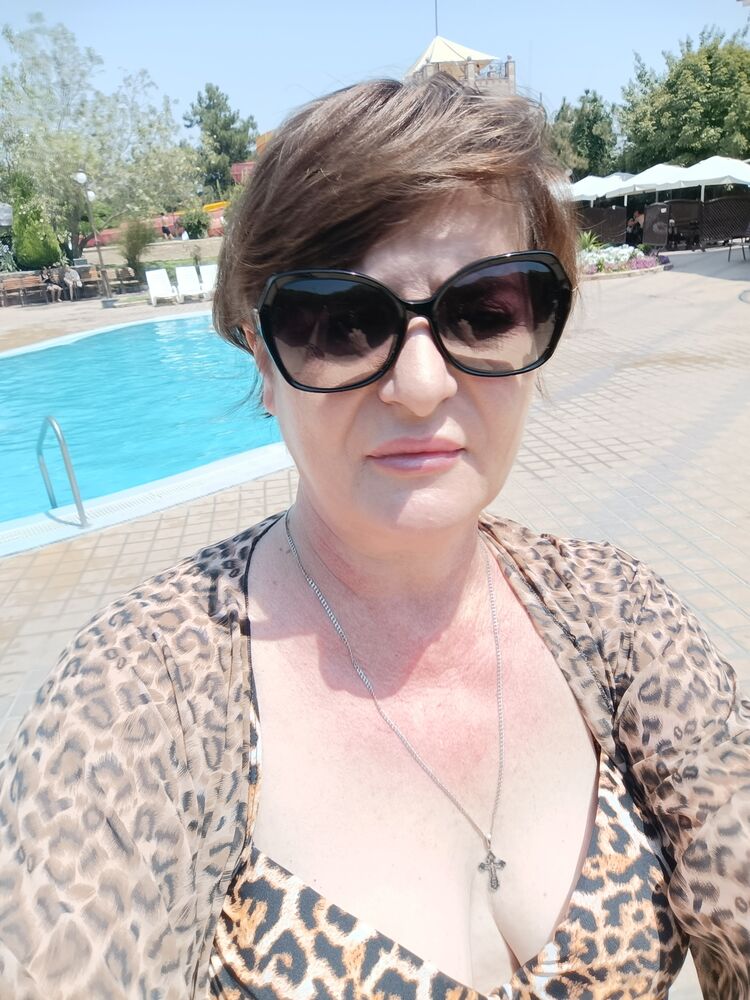  53017168  Oksana, 47 ,    
