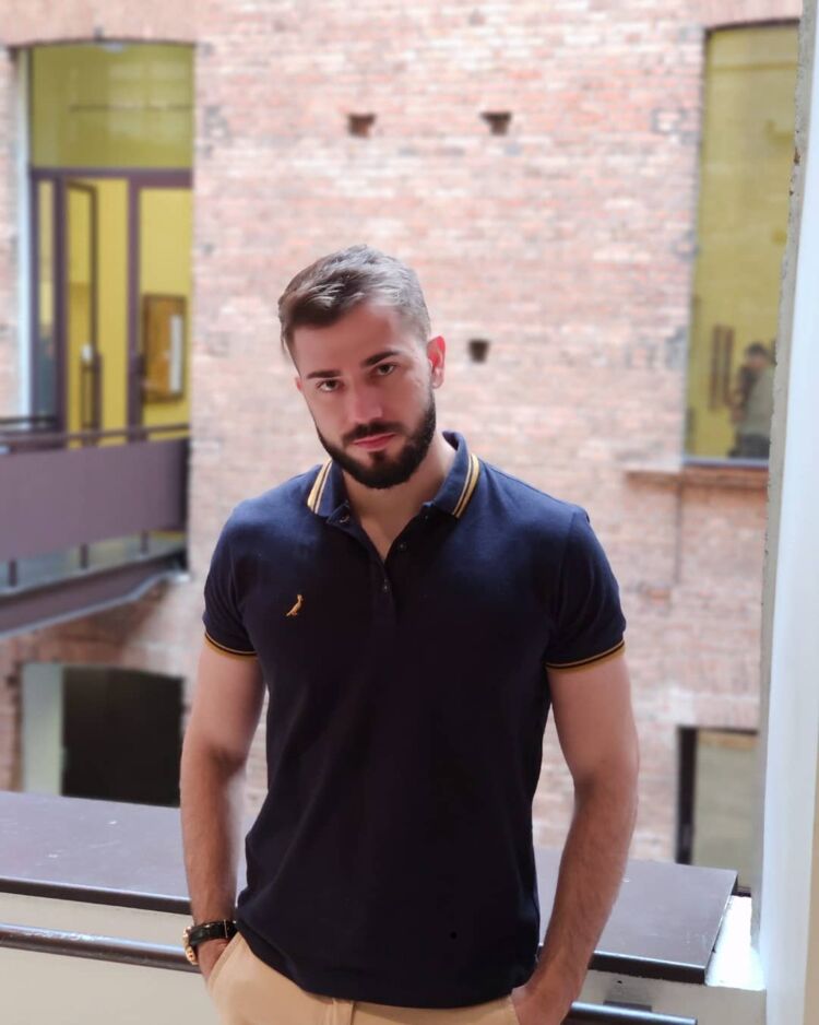  ,   , 37 ,   c 