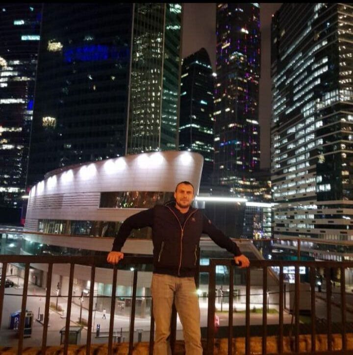  44664848  , 41 ,    -