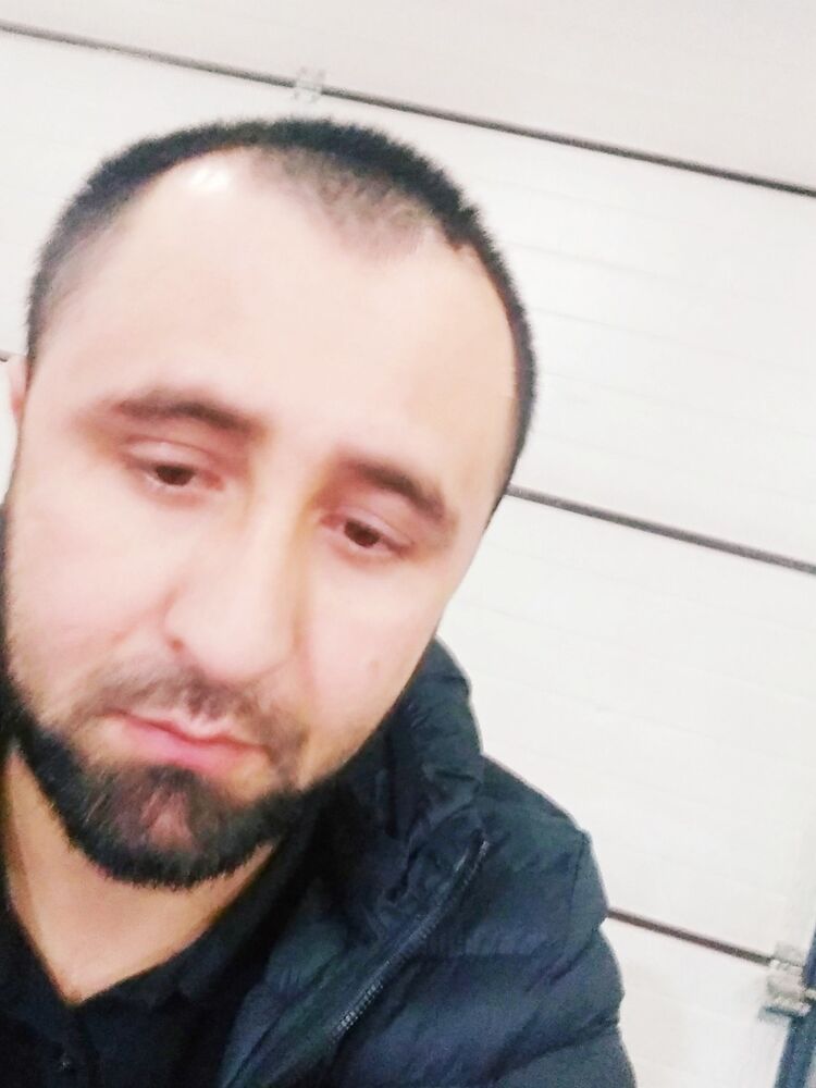 ,   Akbar, 35 ,   ,   , c 