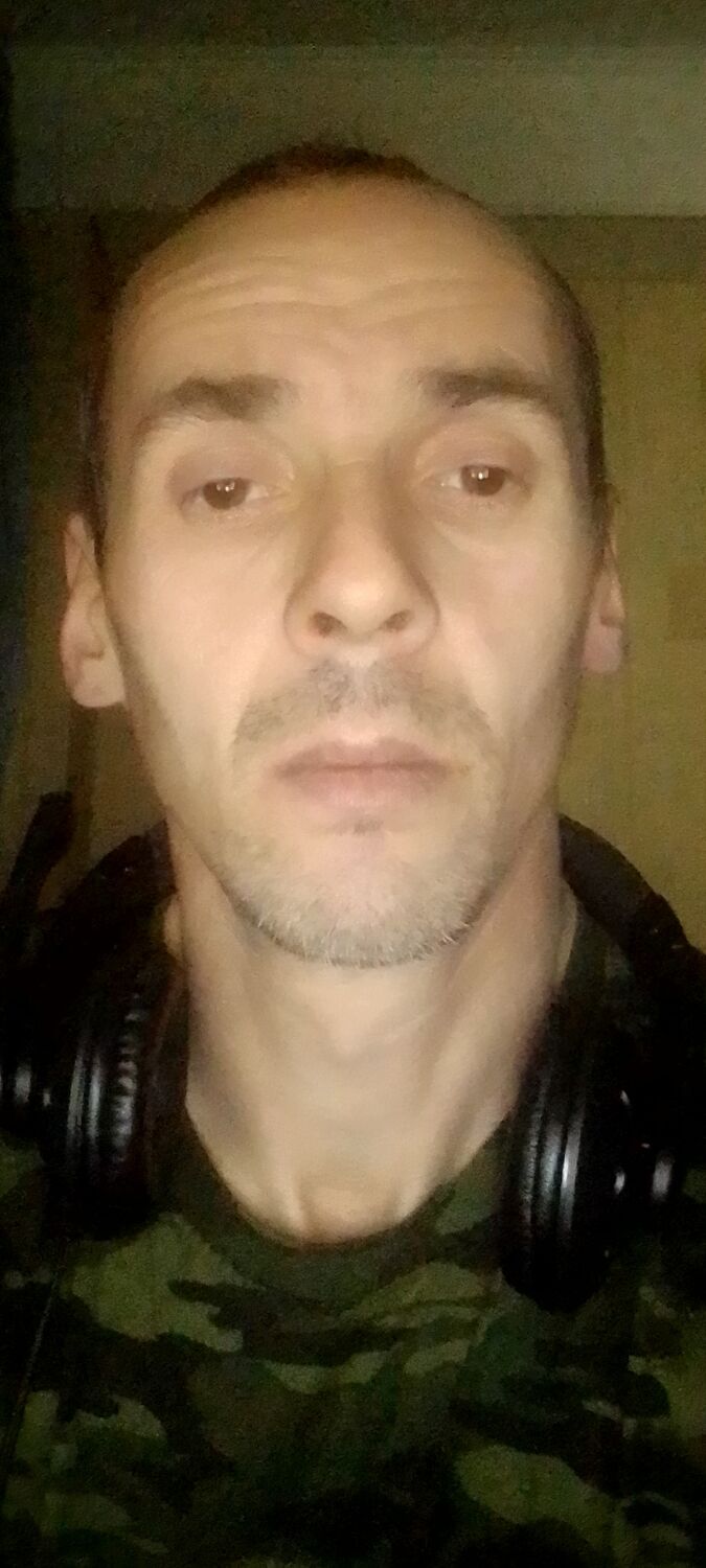  46082868  , 40 ,    