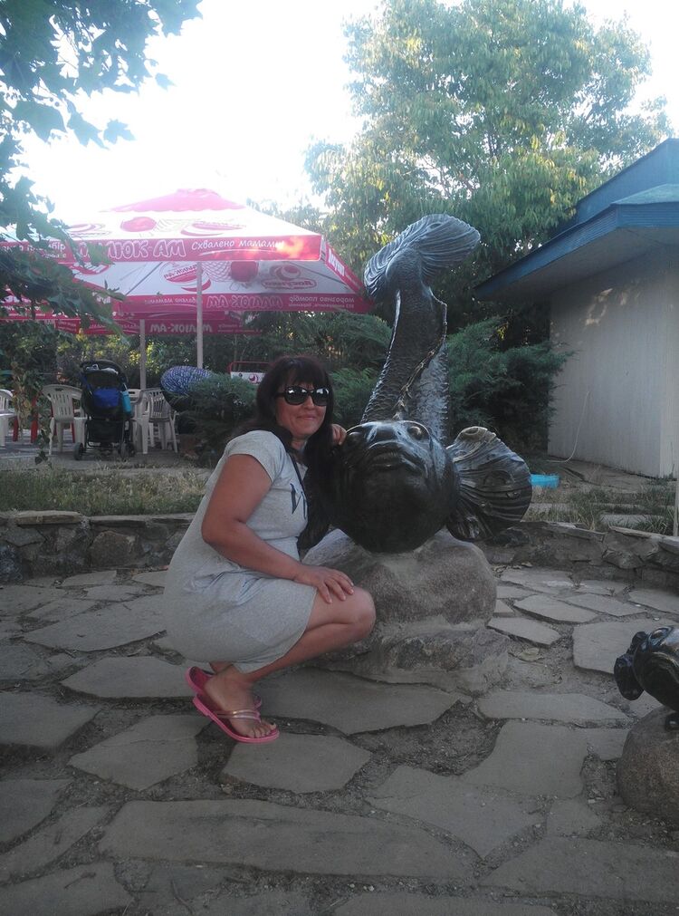  ,   NATALI, 42 ,  