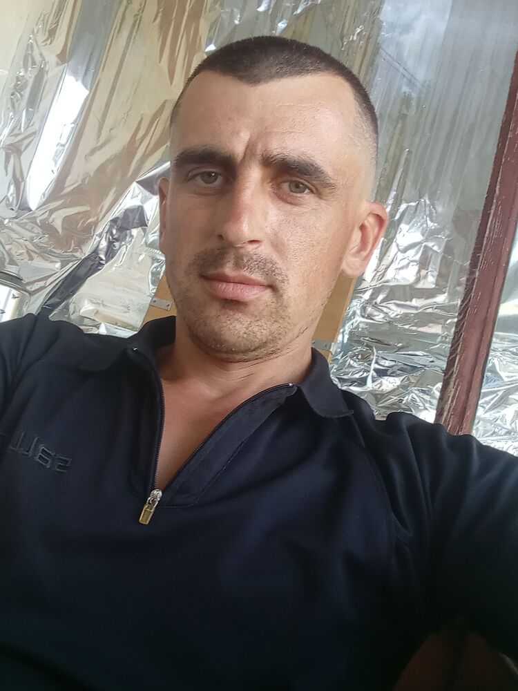  45383018  , 33 ,    