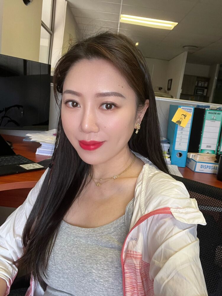  -,   Cindy, 36 ,   ,   