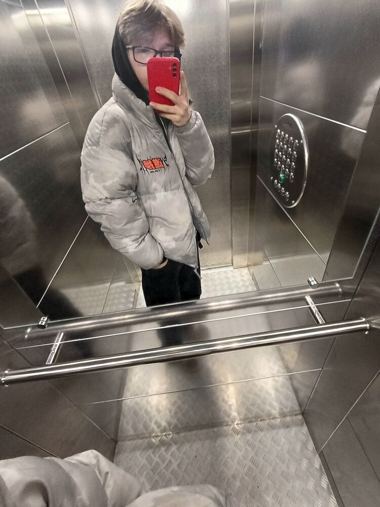 ���� 42422108 ����� ����, 20 ���, ���� ���������� � ������