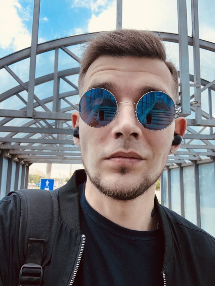  ,   Alex, 31 ,   ,   , c 