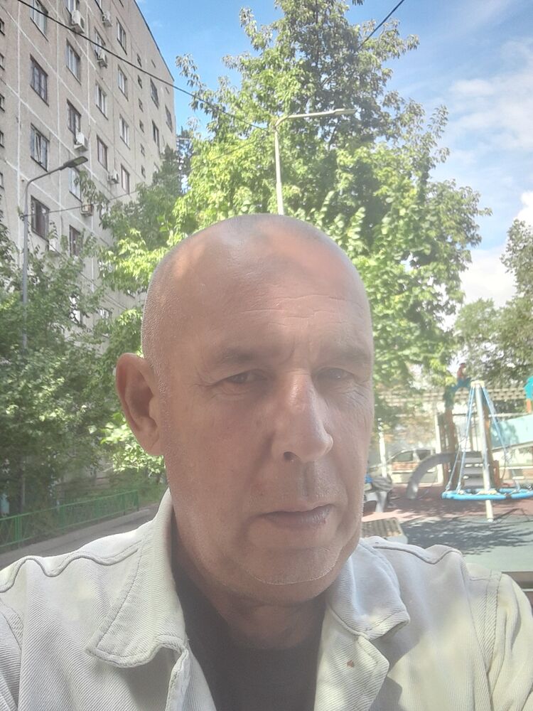  46100618  , 55 ,    