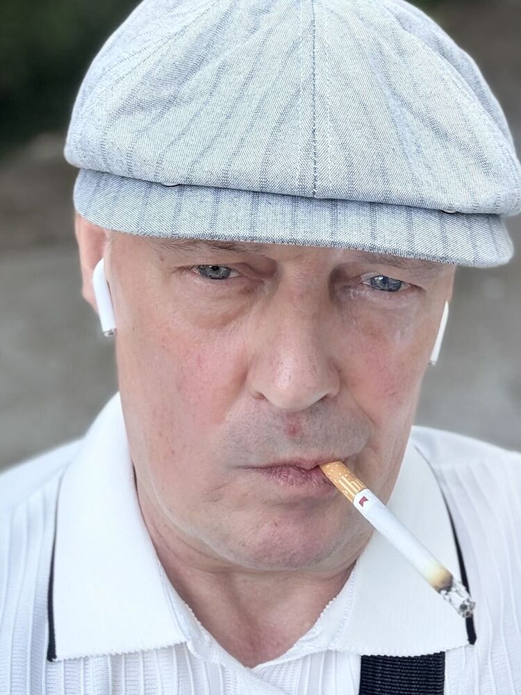  54437188  , 61 ,    -