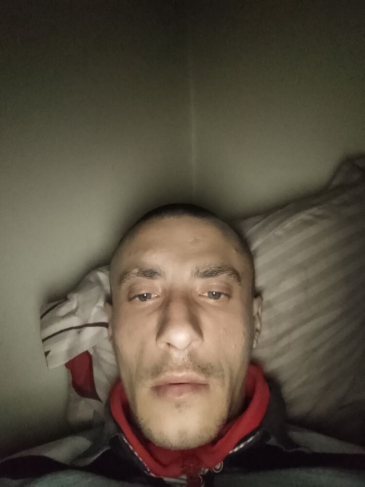  ,   Daniel, 29 ,   ,   