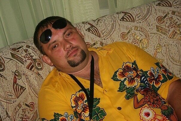  6182398  Andrey, 52 ,    