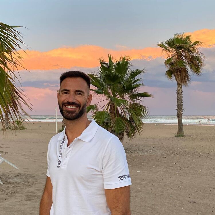  40591248  , 39 ,    -