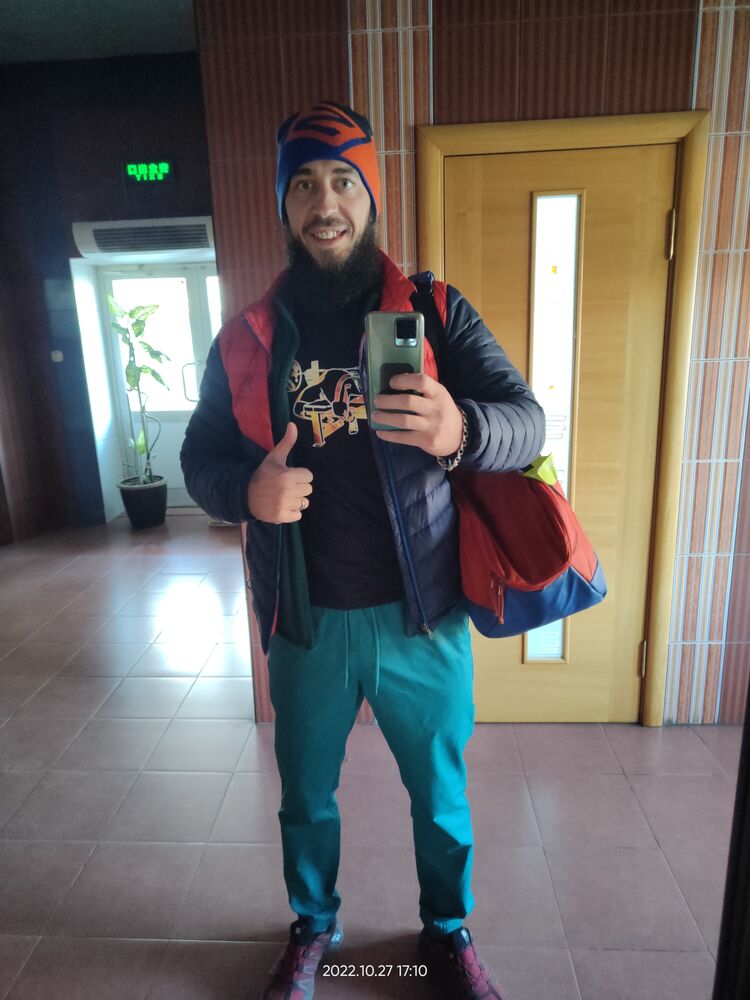 ,   Misha, 40 ,   ,   , c 
