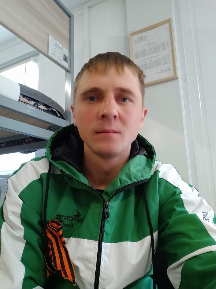  ,   Stanislav, 34 ,   ,   