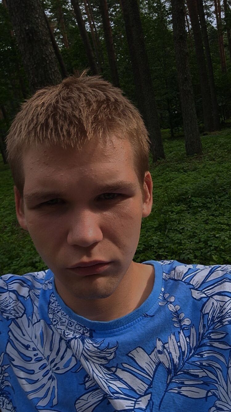  53776148  Francis, 20 ,    