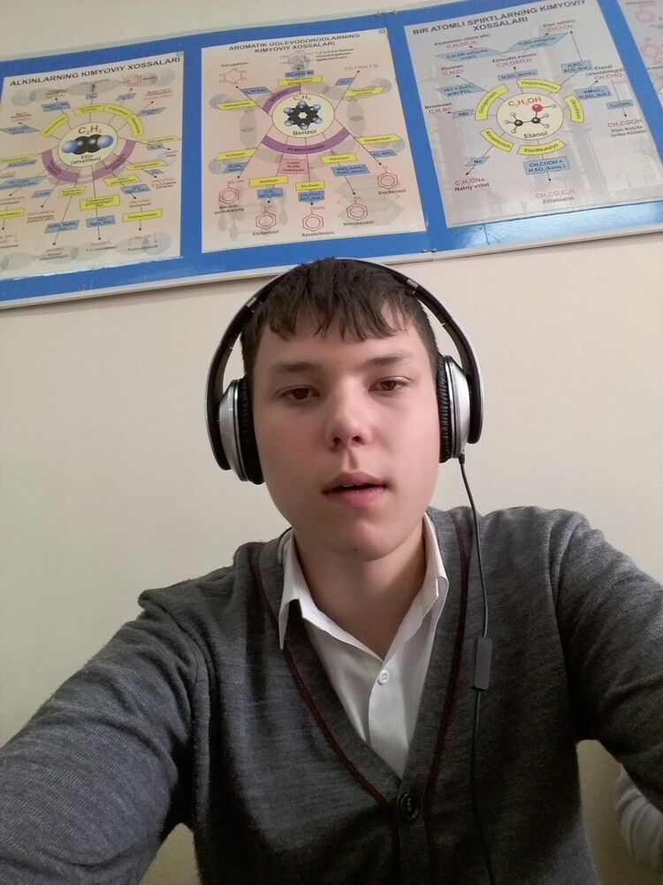  6191988  Viktor, 28 ,    