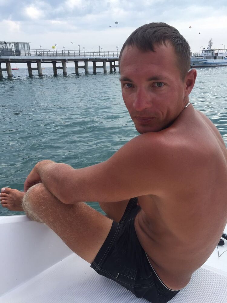 ���� 8403888 ������� ���������, 38 ���, ���� ���������� � �����������