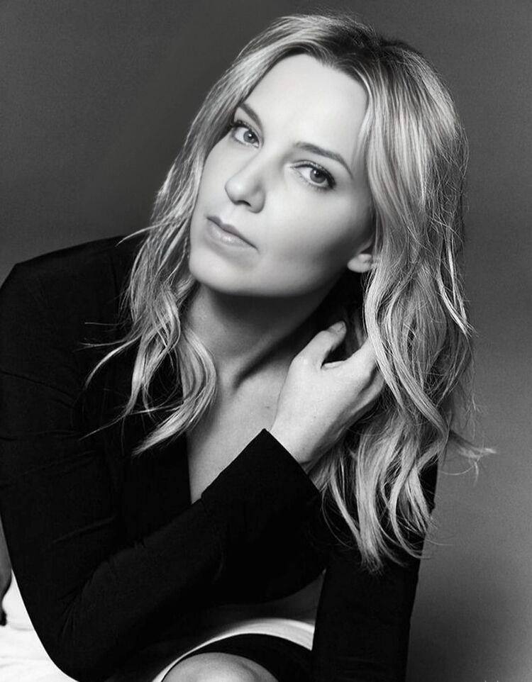  52553378  Yulia, 41 ,    