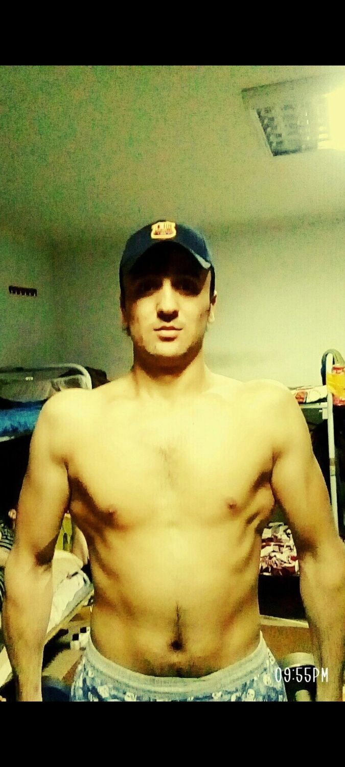  39033778  Valijon, 31 ,    