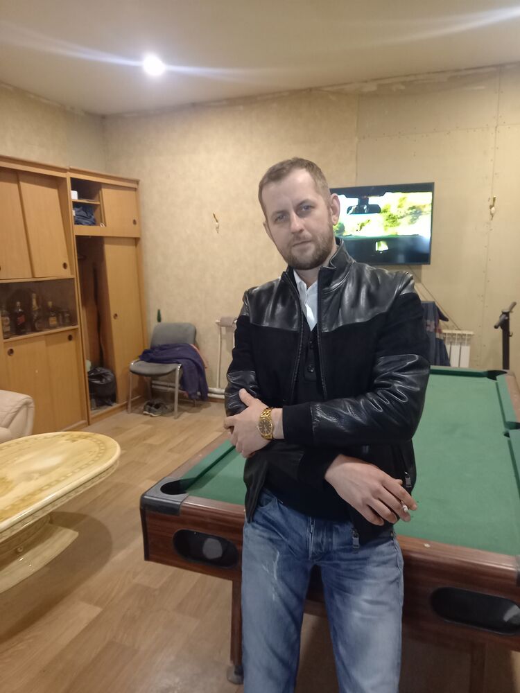  47732138  Ivan, 47 ,    