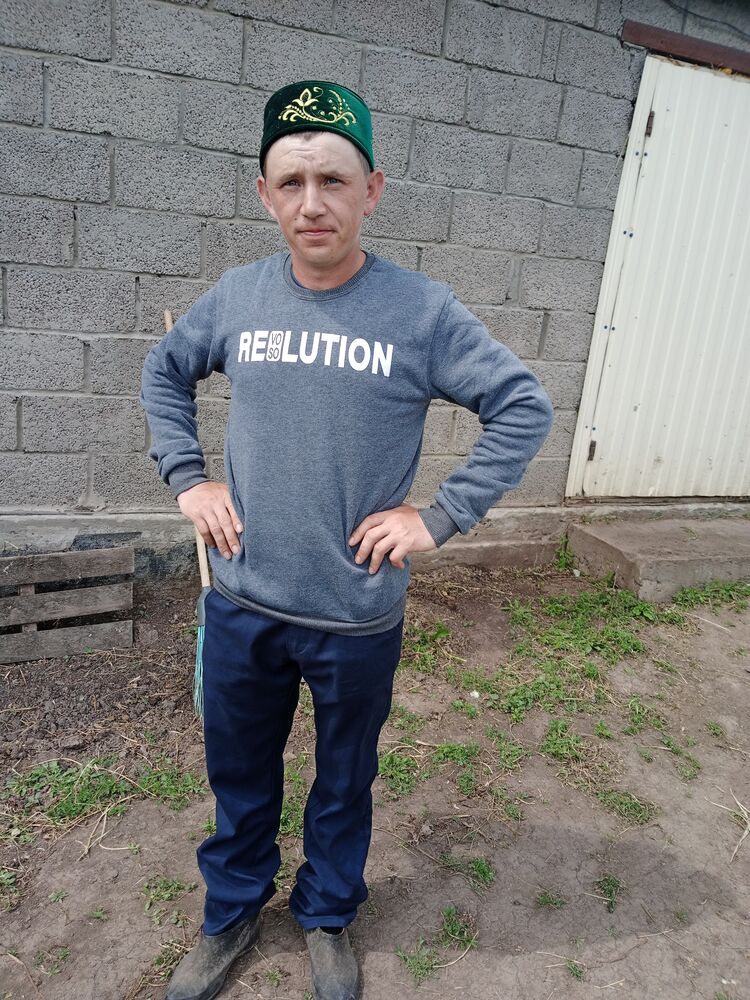  ,   Lenar, 35 ,   ,   