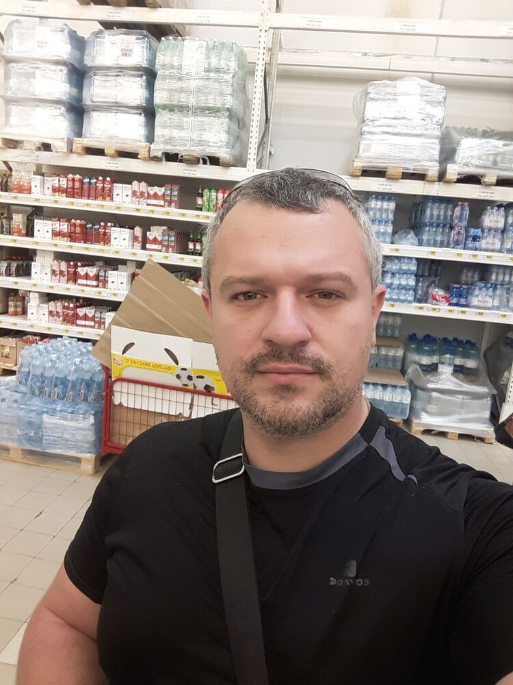  8370808  , 42 ,    -