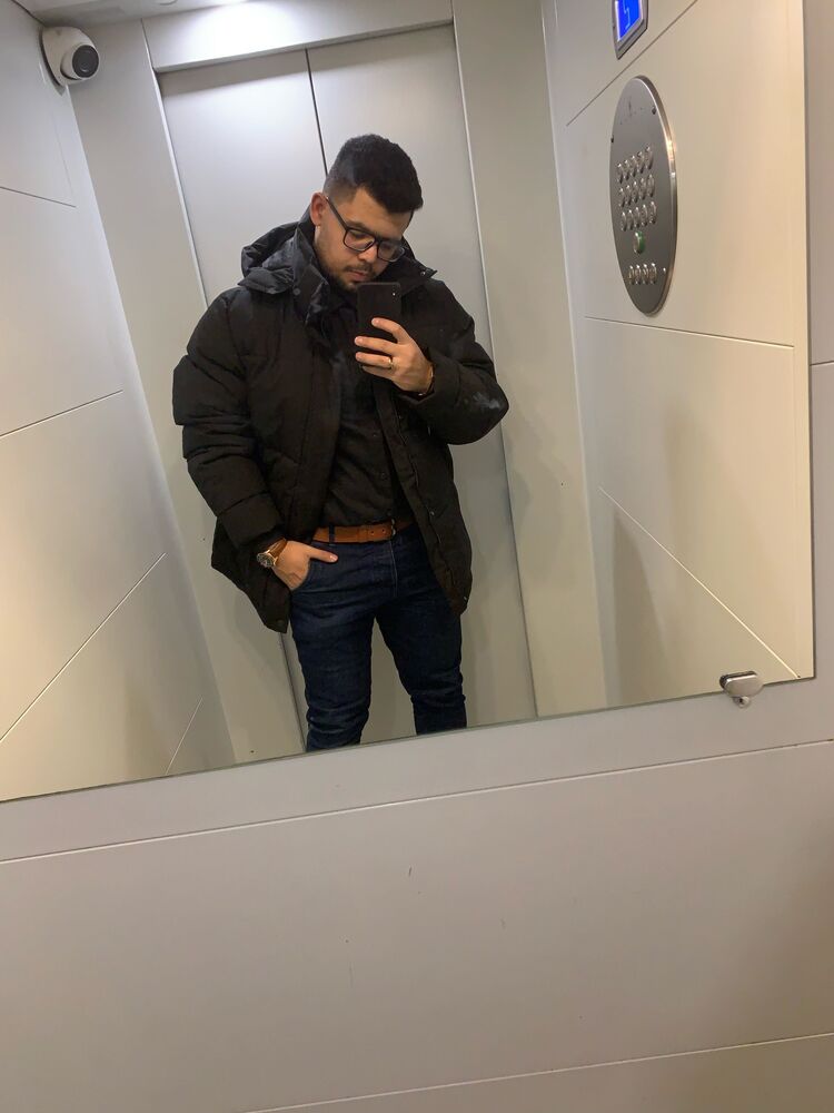  52057218  , 30 ,    