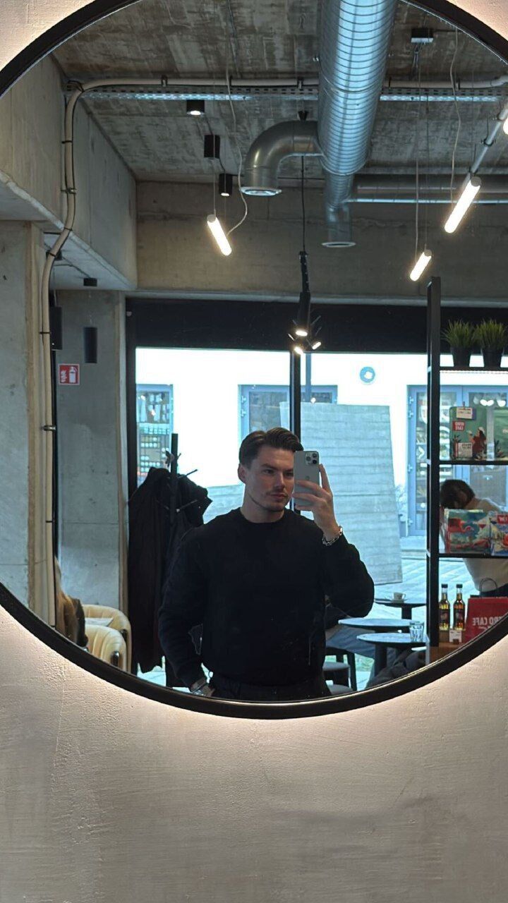  49590778  , 31 ,    