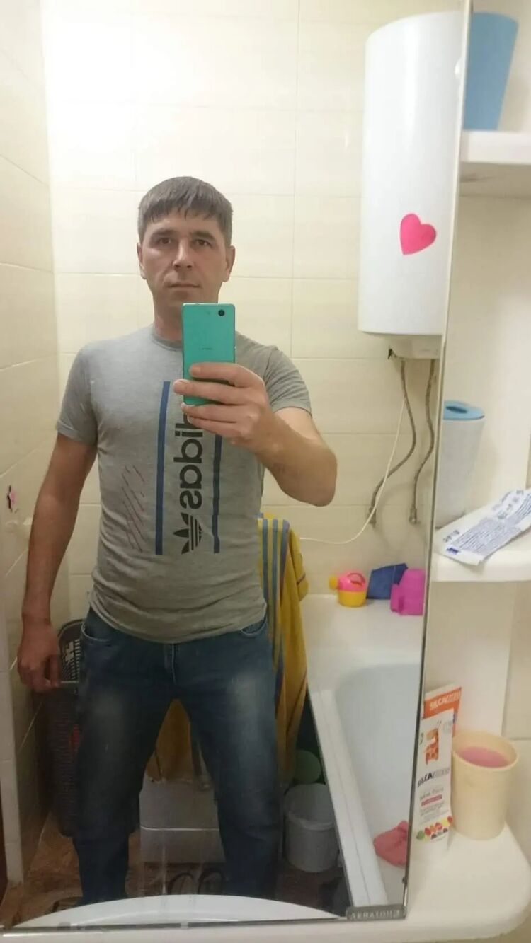  51808848  , 44 ,    