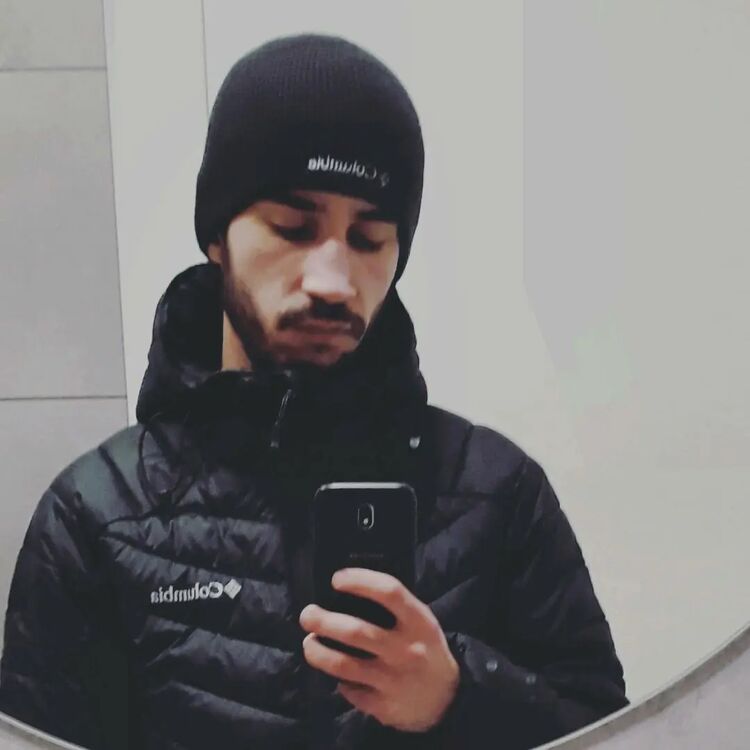  32483218  , 27 ,    