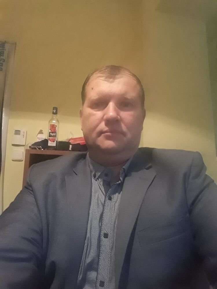  18724888  Vaclav, 47 ,    Praha