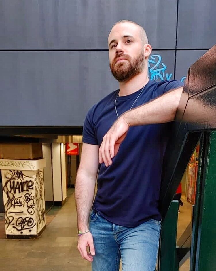  54302618  , 38 ,    -