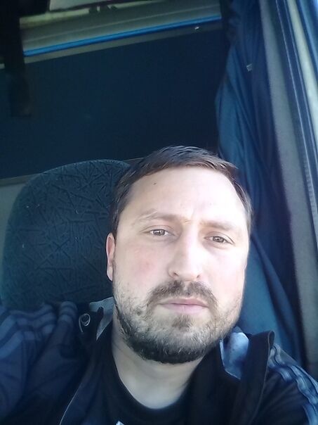  45010408  Vladimir, 37 ,    