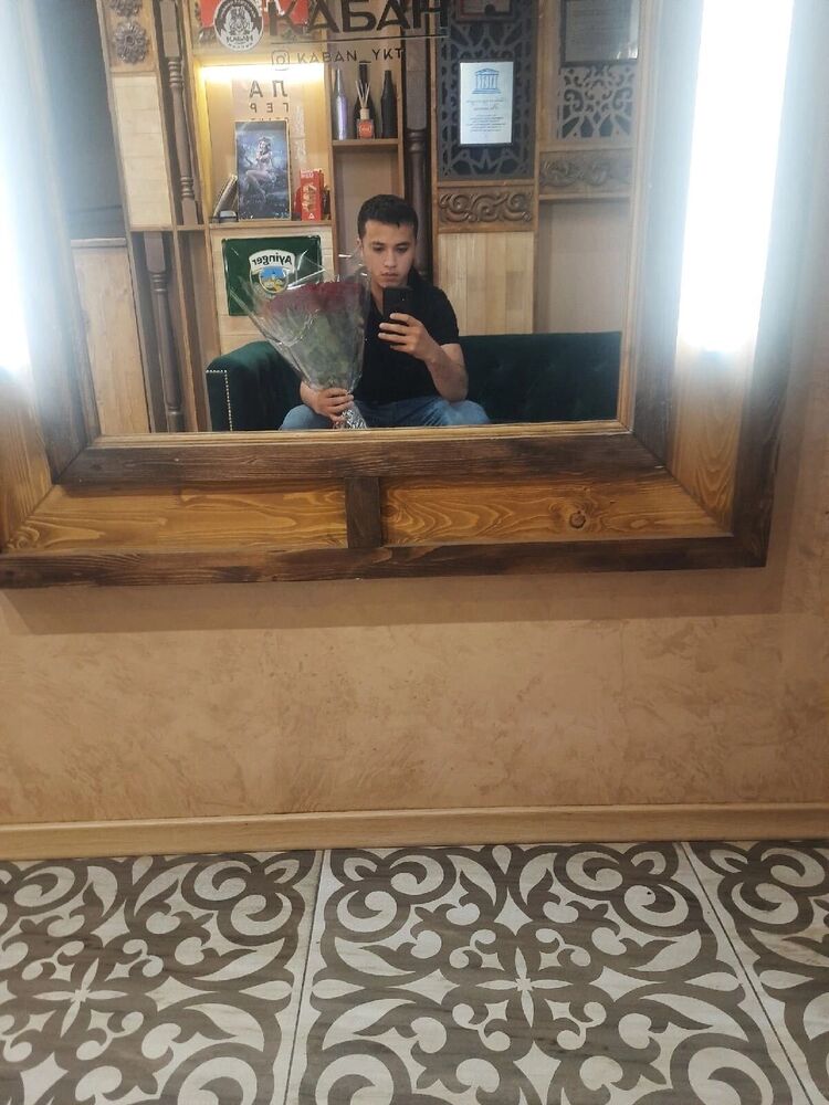  35365958  , 25 ,    