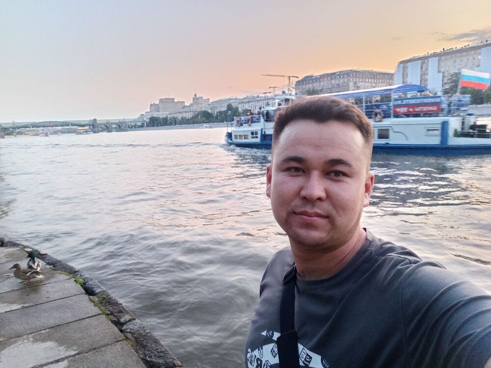  ,   Qadir, 32 ,   ,   