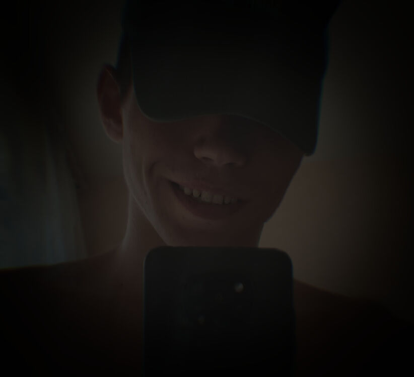 26059928  , 21 ,    