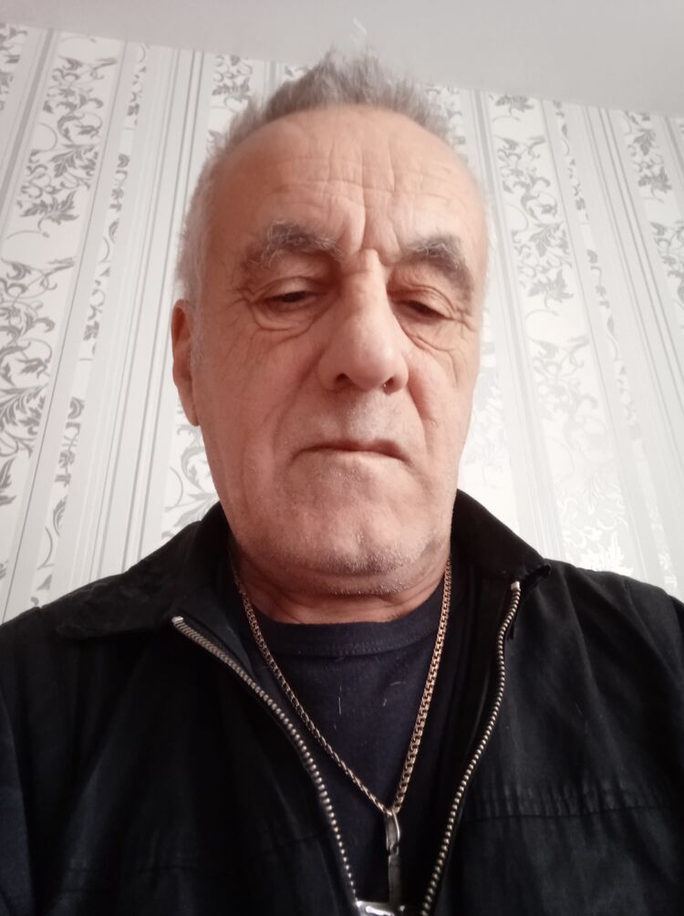  30202358   , 76 ,    