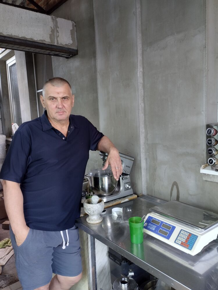  53742258  , 53 ,    --