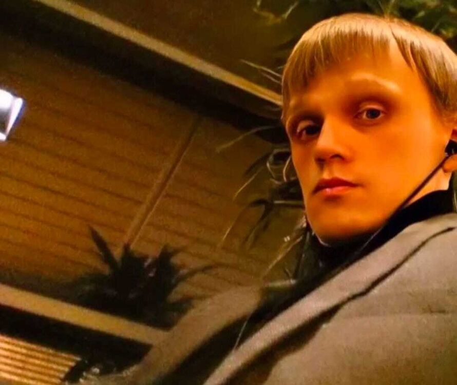  54293008  Maxim, 38 ,    