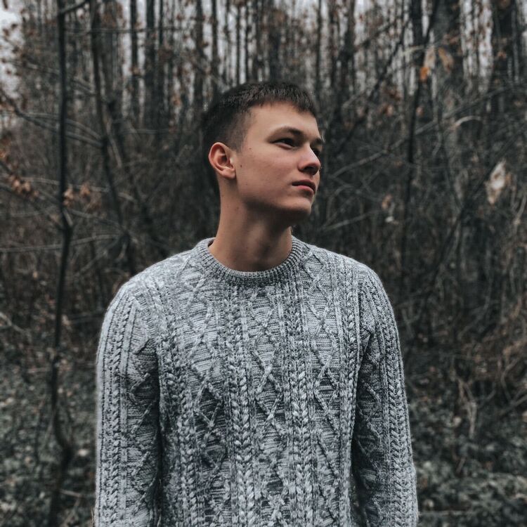  52327078  Daniil, 25 ,    