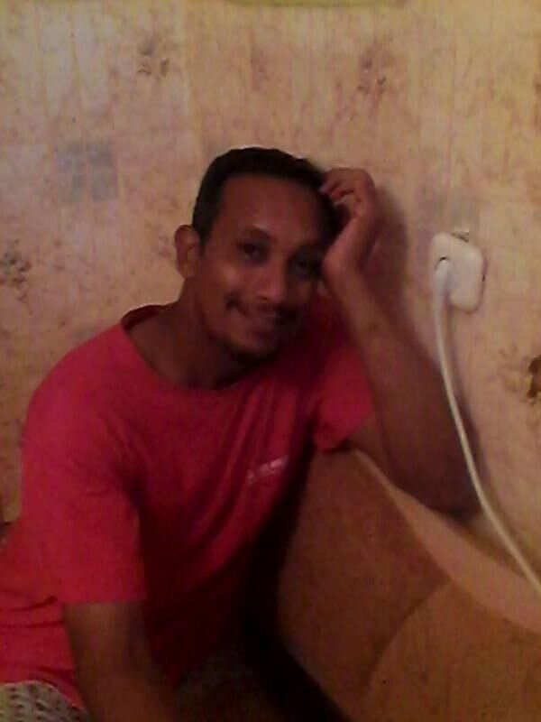  29734839  Mohamed, 54 ,    