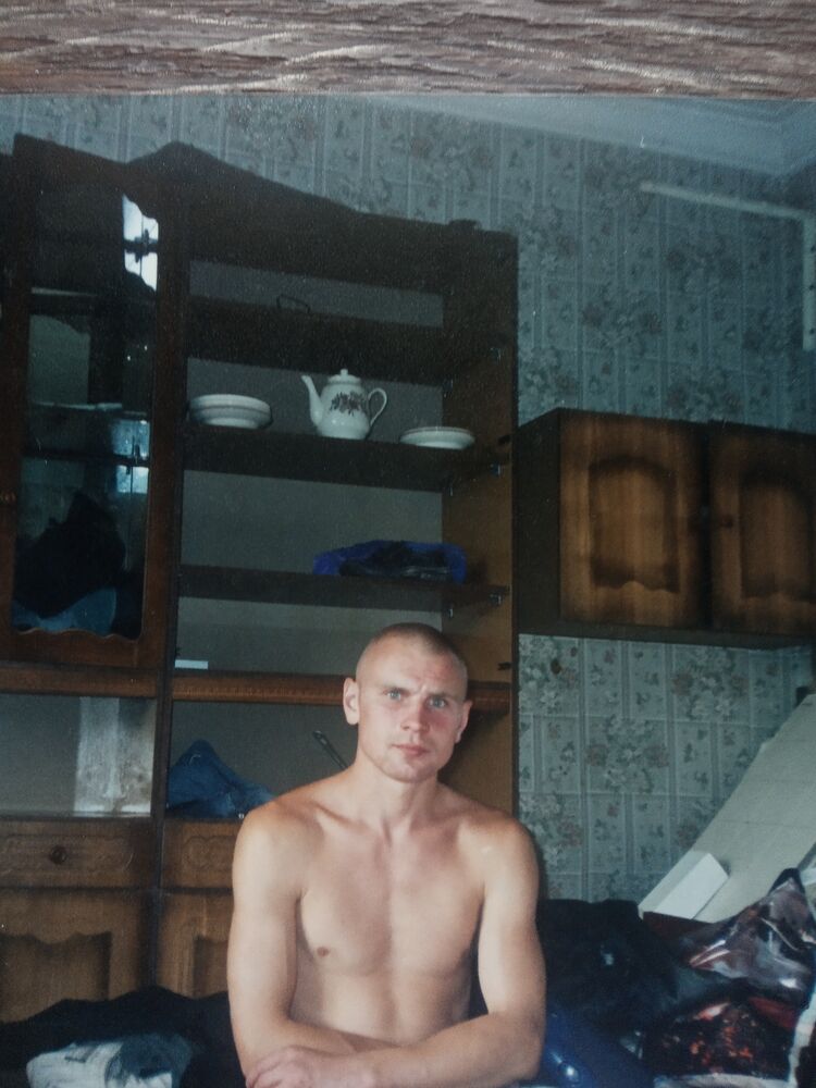  24885868  , 44 ,    