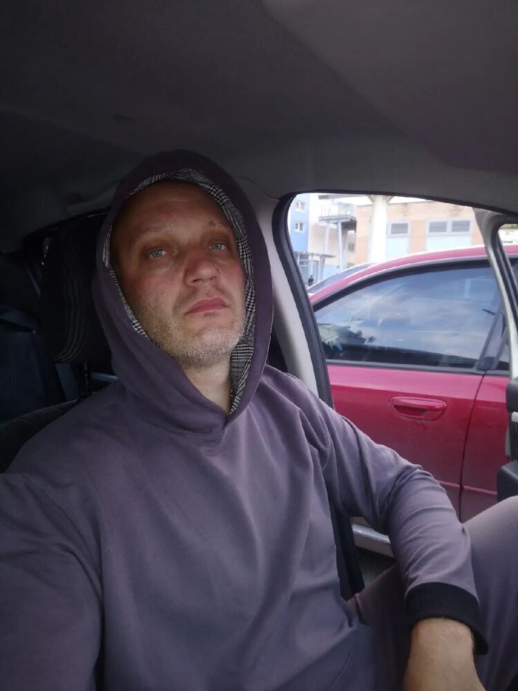  ,   Oleg, 44 ,   ,   , c 