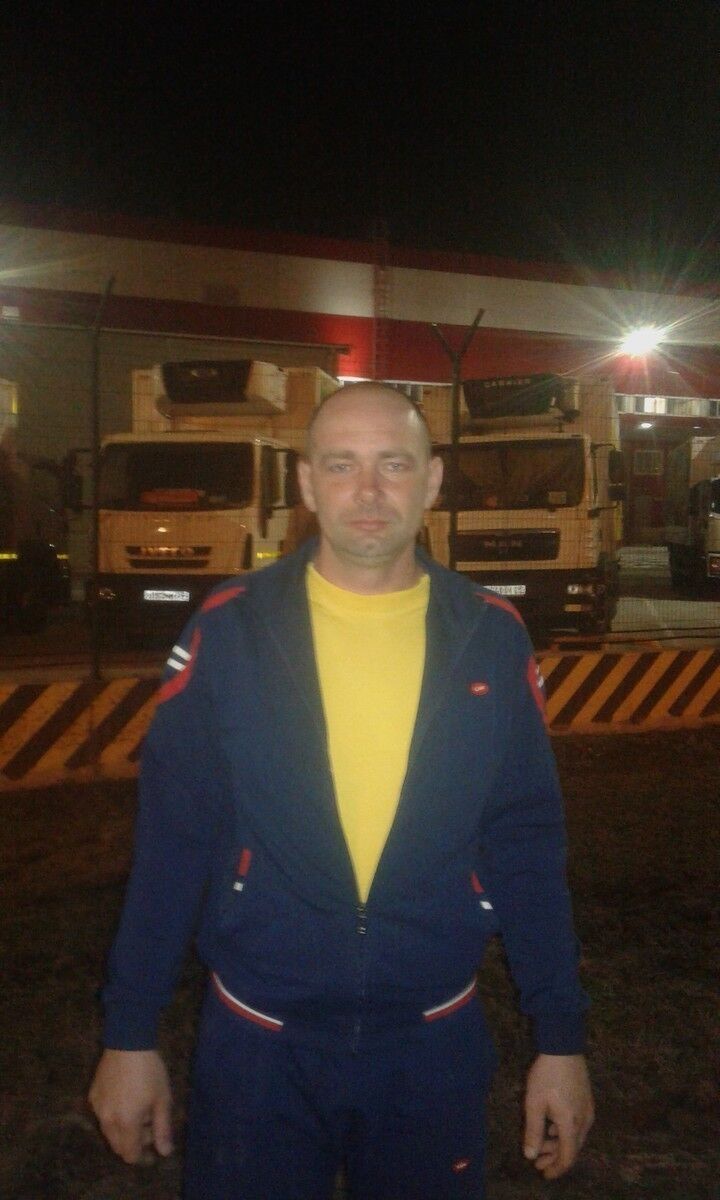  9151688  Alexander, 43 ,    